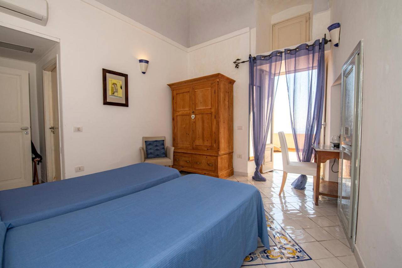 Hotel La Casa sul Mare Procida Exterior foto