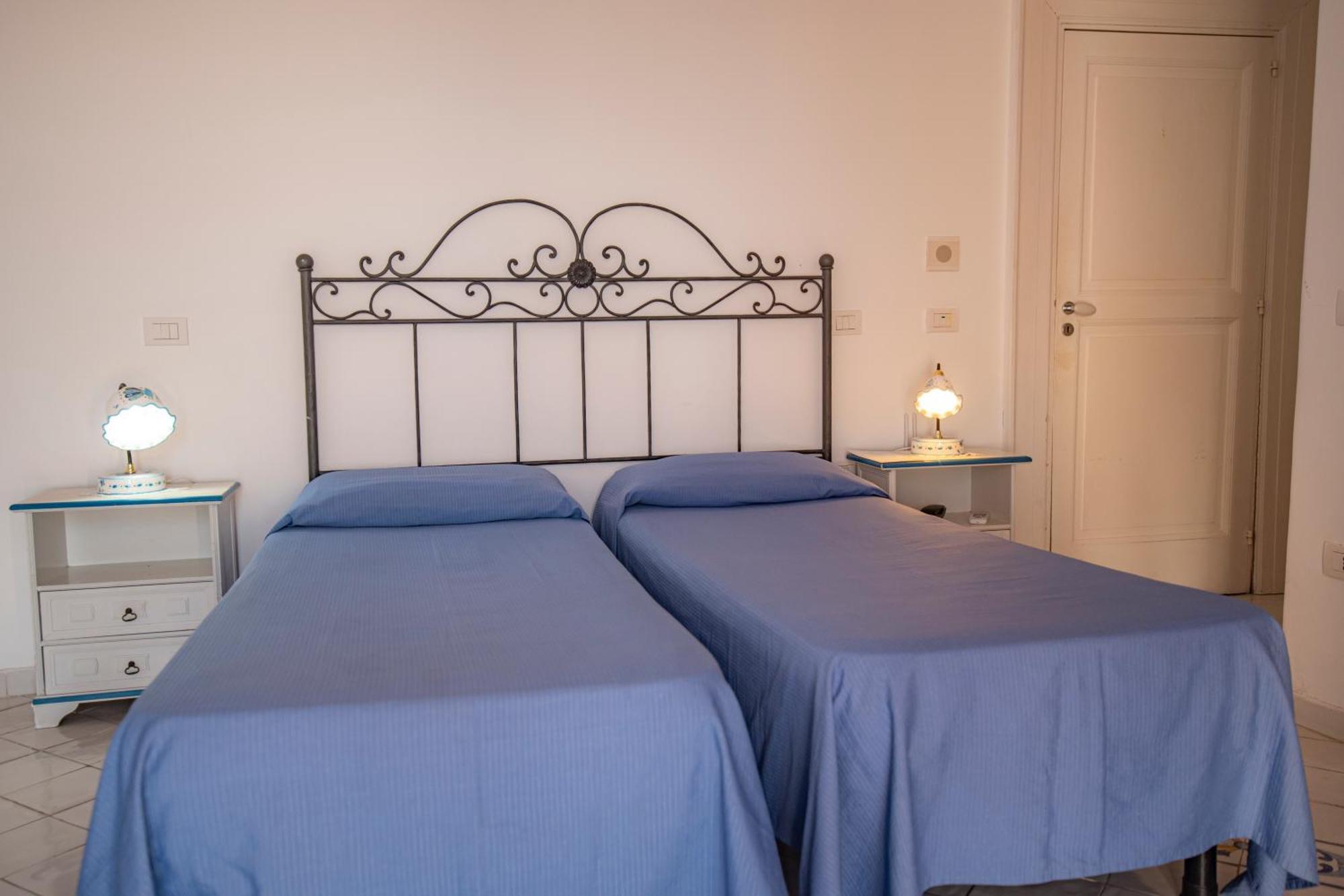 Hotel La Casa sul Mare Procida Exterior foto